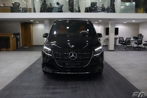 Mercedes Benz V300 AVANTGARDE VIP BUSINESS VAN –  FULL LUXURY OPTION | BRAND NEW | GCC | 2025