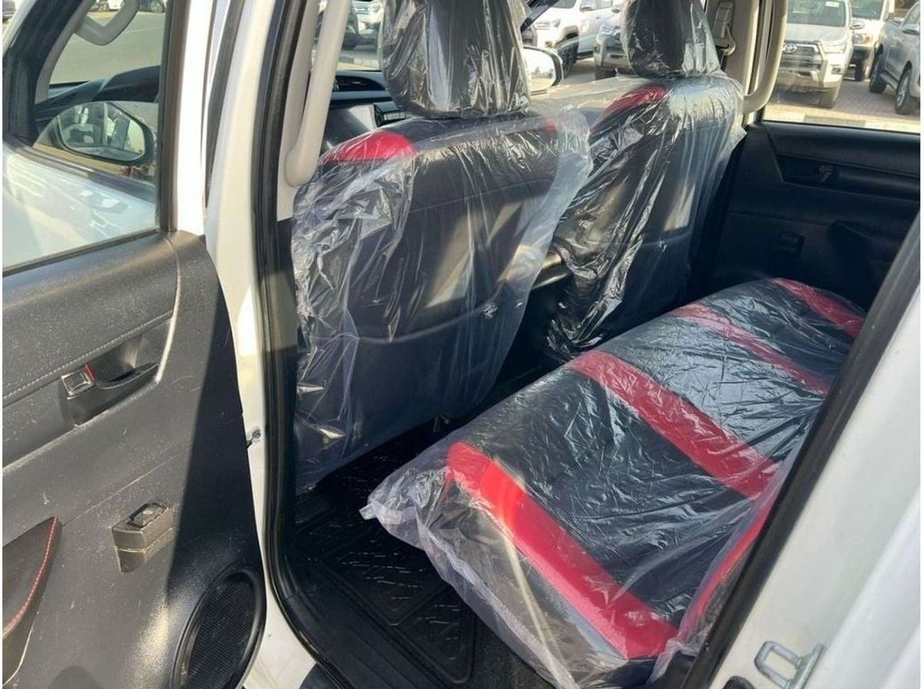 Toyota Hilux 2021 TOYOTA HILUX Adventure Option 2.7L  -  V4 - 4 Wheel Drive - LEATHER SEATS - AUTOMATIC TRANSMISS