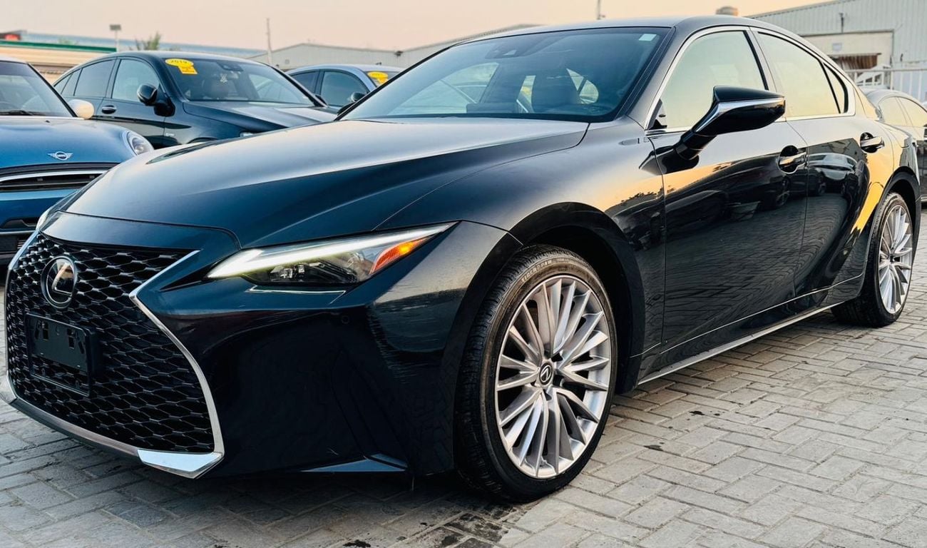 Lexus IS300 AWD (NON GCC)