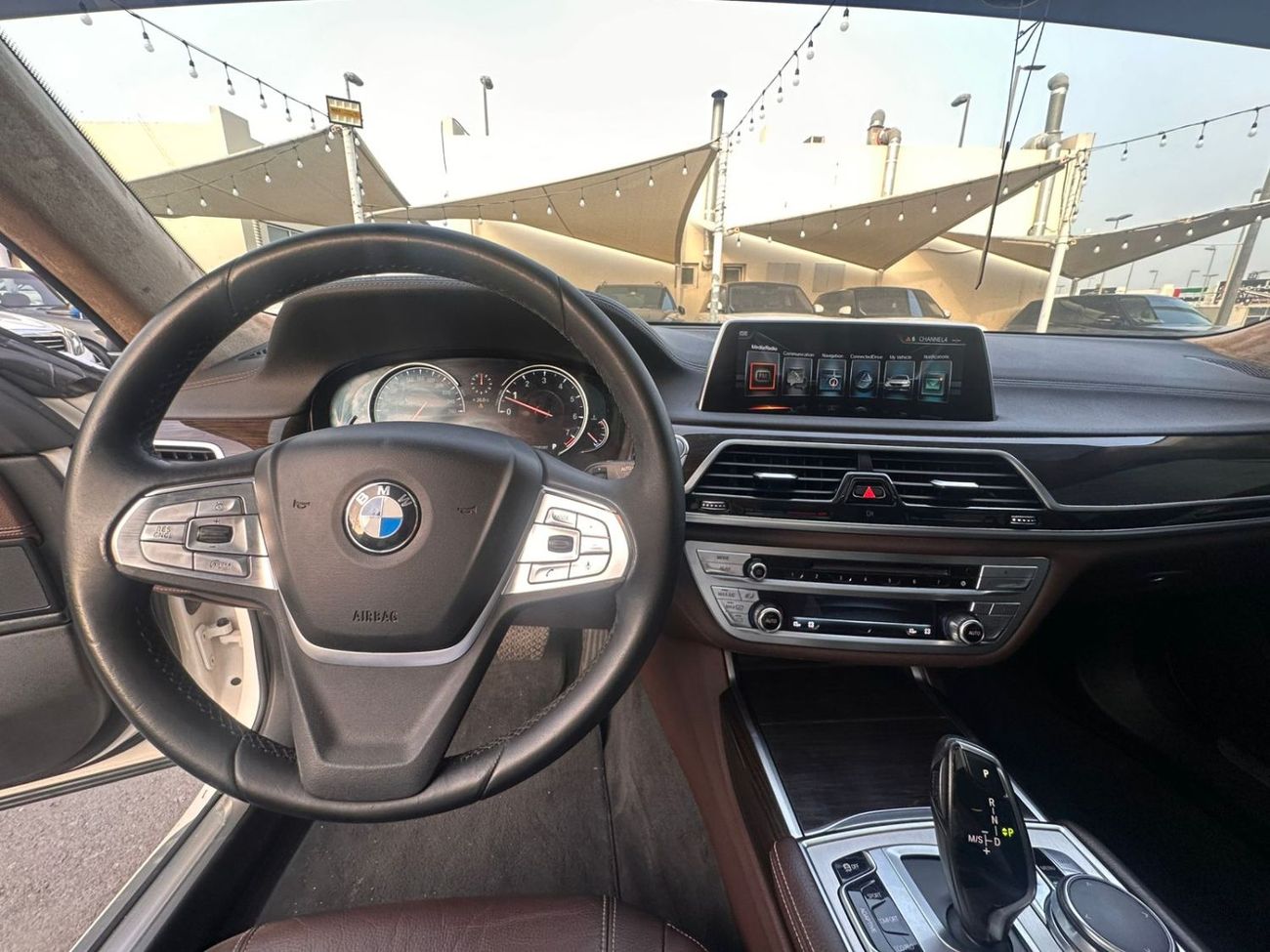 بي أم دبليو 730Li Executive 2.0L