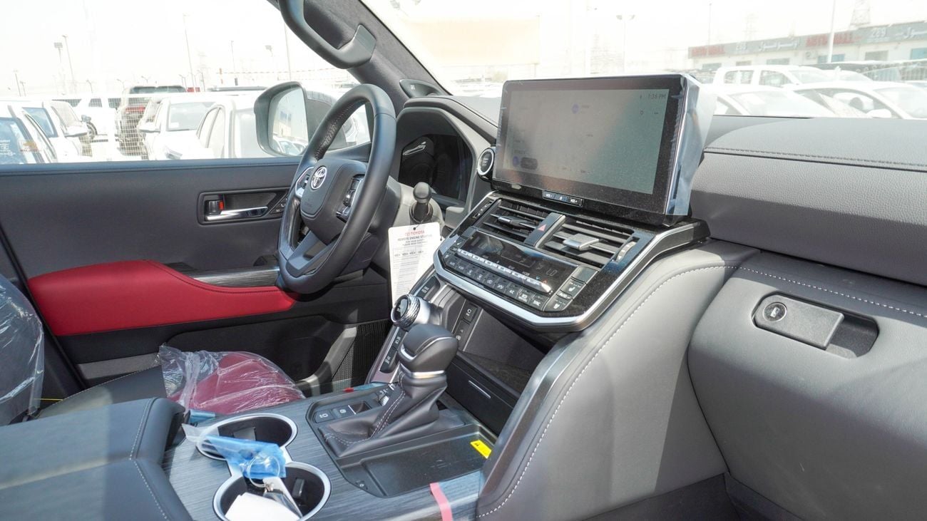 Toyota Land Cruiser VXR 3.5 L twin turbo V6