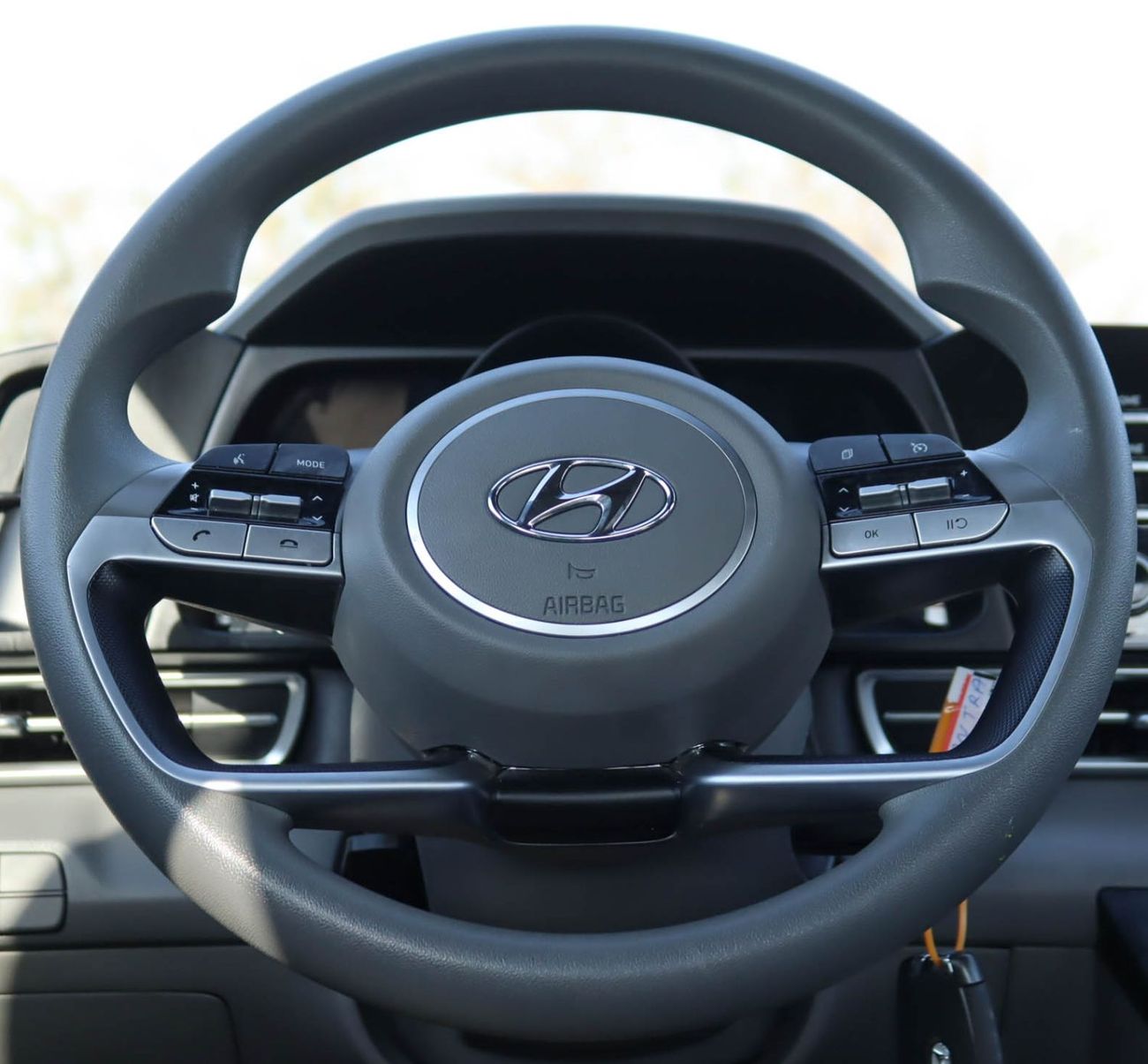 Hyundai Elantra Smart 1.6L Hyundai Elantra 2022 GCC 1.6 L accident-free,  in excellent condition, 706 P.M