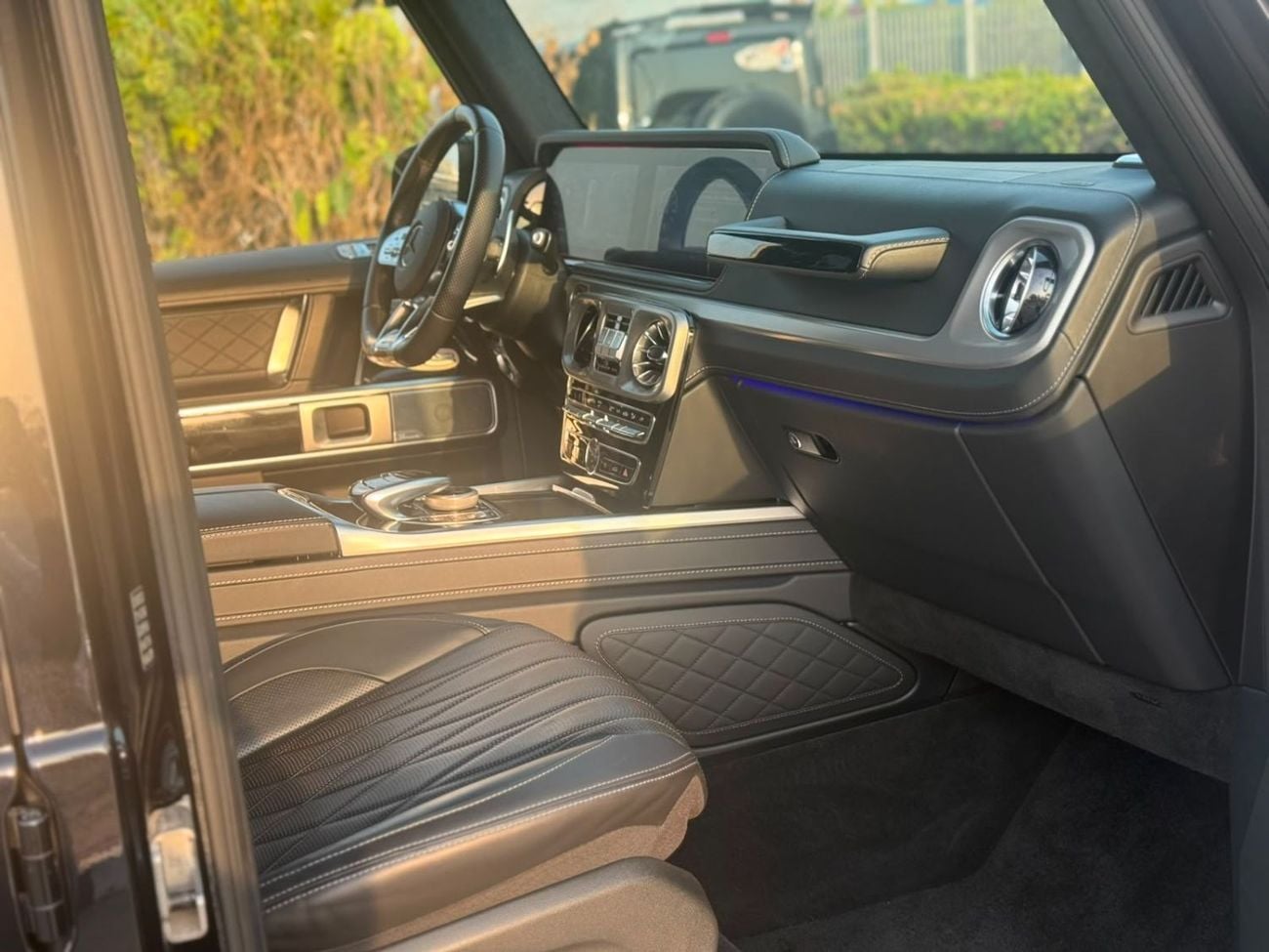 Mercedes Benz G63 AMG STANDARD Mercedes-Benz G63 Model 2021 Low Milage Excellent Condition Mercedes-Benz G63  Model 2021  KM 40000