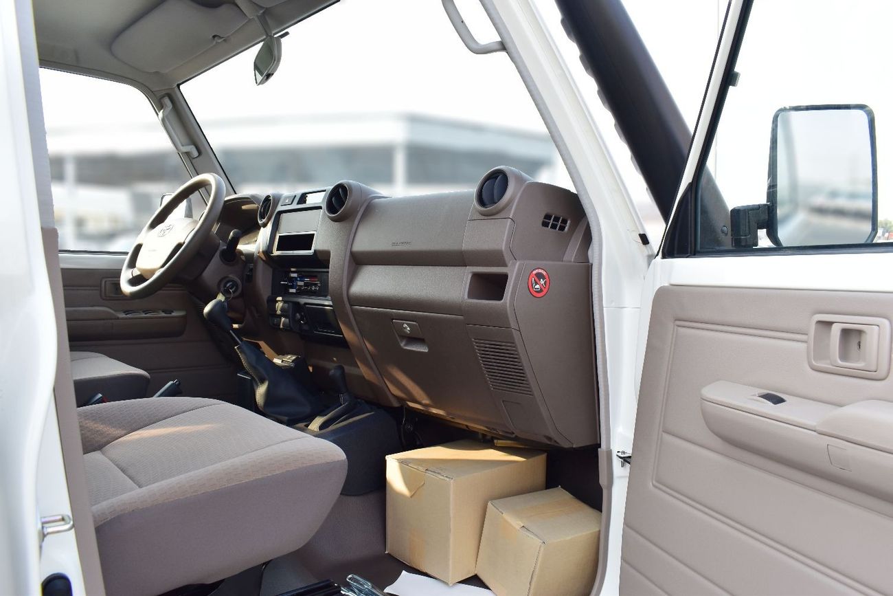 Toyota Land Cruiser Pick Up 2023 MODEL: TOYOTA LAND CRUISER PICKUP LC79 4.5L V8 M/T