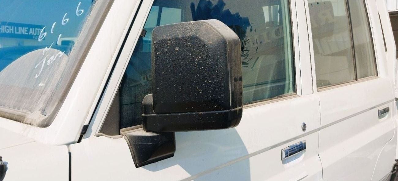 Toyota Land Cruiser Pick Up Toyota LC79 DC 4.2L Diesel Manual with Difflock 2025YM