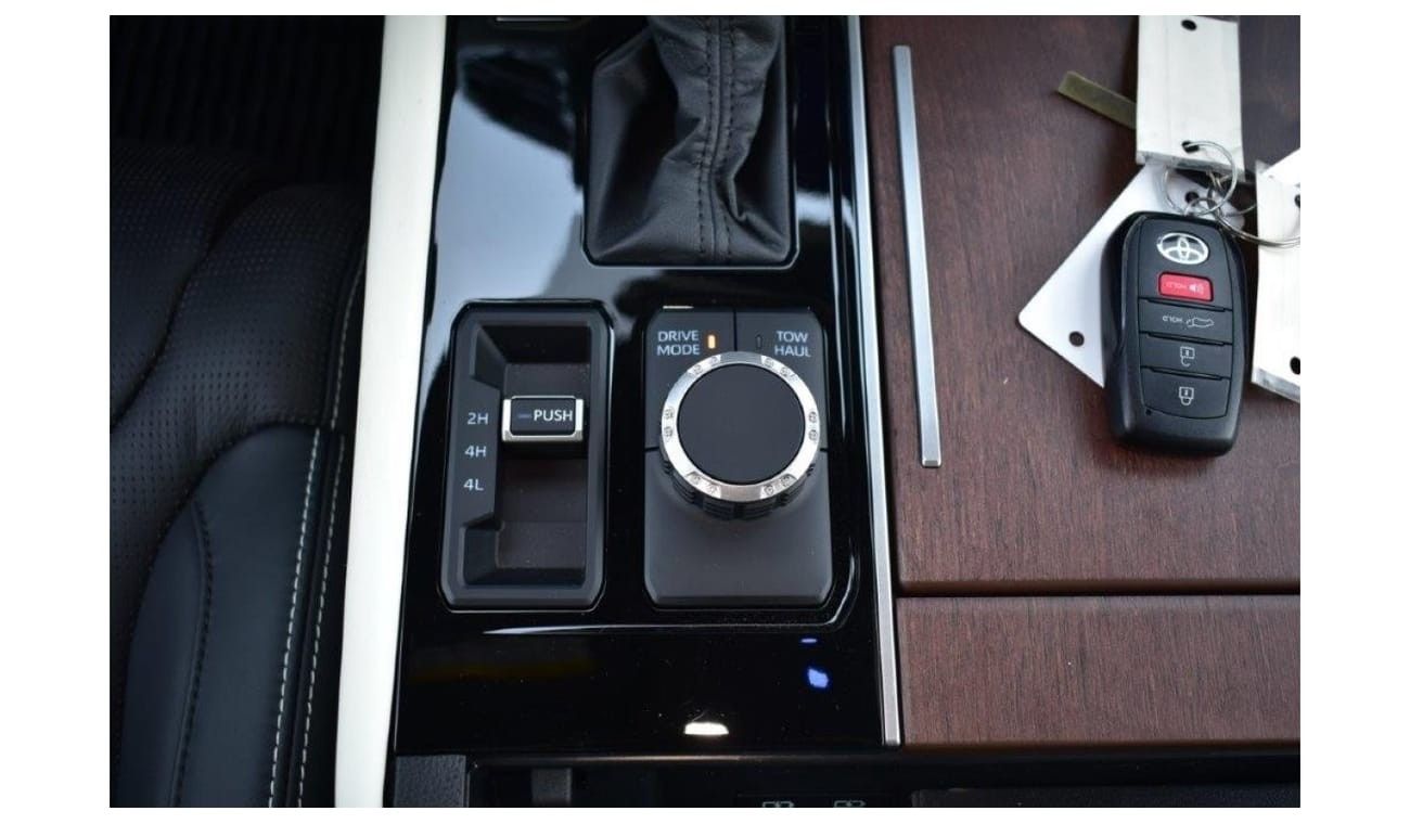 تويوتا سيكويا 2024 TOYOTA SEQUOIA CAPSTONE HYBRID V6 3.5L TURBO 4WD 7-SEATER AUTOMATIC