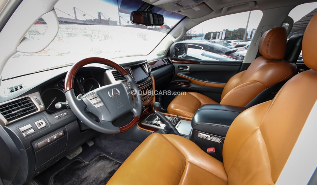 لكزس LX 570