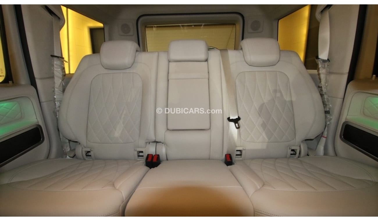 Mercedes-Benz G 63 AMG - Brabus G700 Widestar