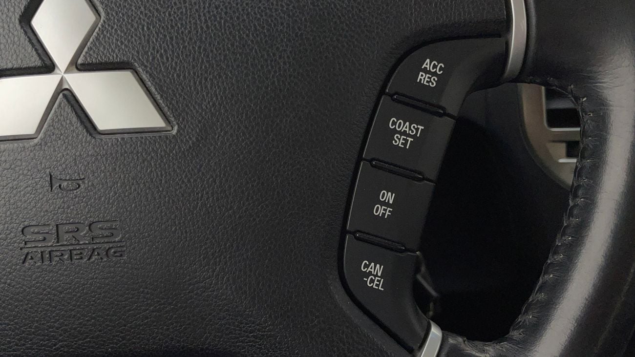 Mitsubishi Pajero GLS HIGHLINE 3 | Zero Down Payment | Home Test Drive