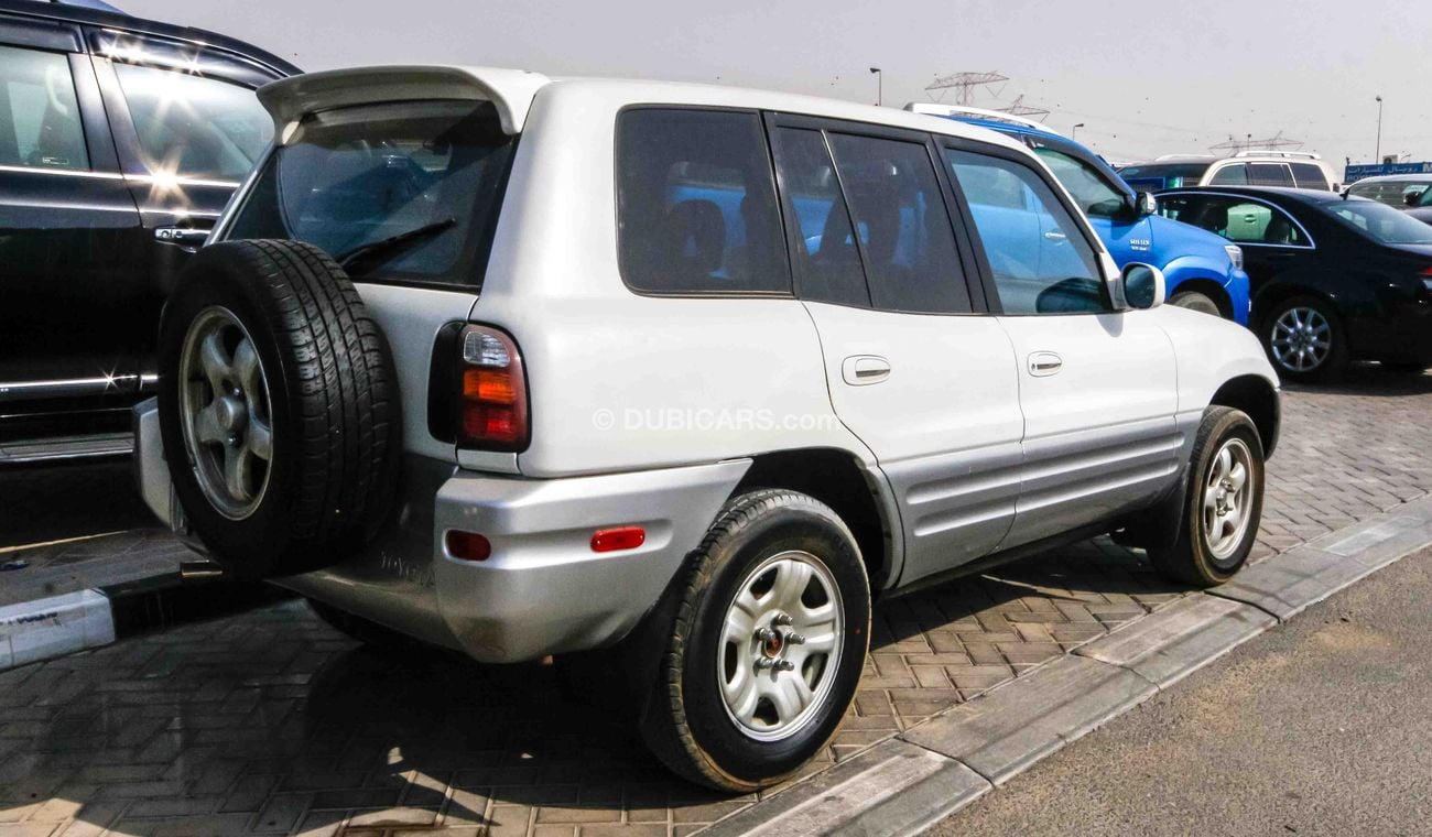 Toyota RAV4 left hand drive with sunroof