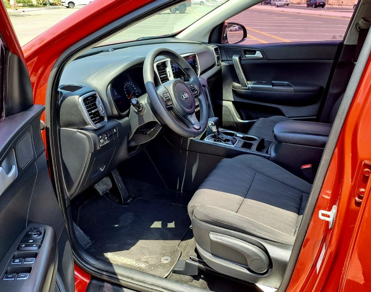 كيا سبورتيج Mid 2.0L 730x48-Monthly l GCC l Cruise, Camera, GPS l Accident Free