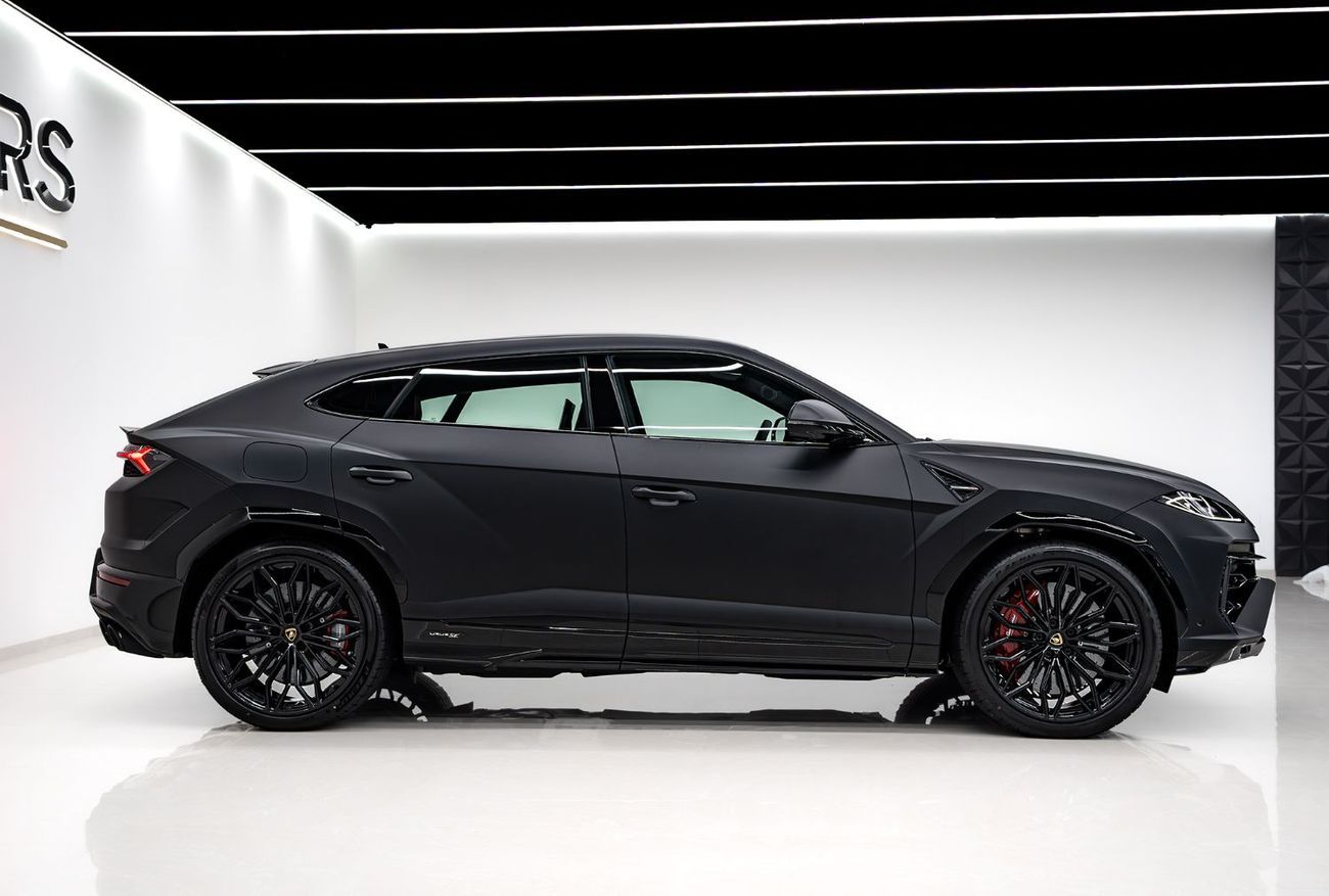 Lamborghini Urus Lamborghini Urus 4.0L V8 Twin-Turbocharged Engine + eMotors