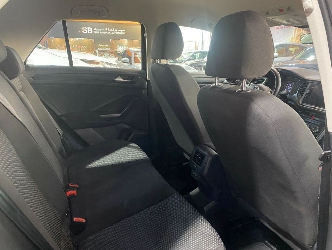 Volkswagen T ROC AED 1360 EMi @ 0% DP | Volkswagen T-Roc 2021 TREND LINE | 1.4L | GCC |  FWD | Under Warranty |