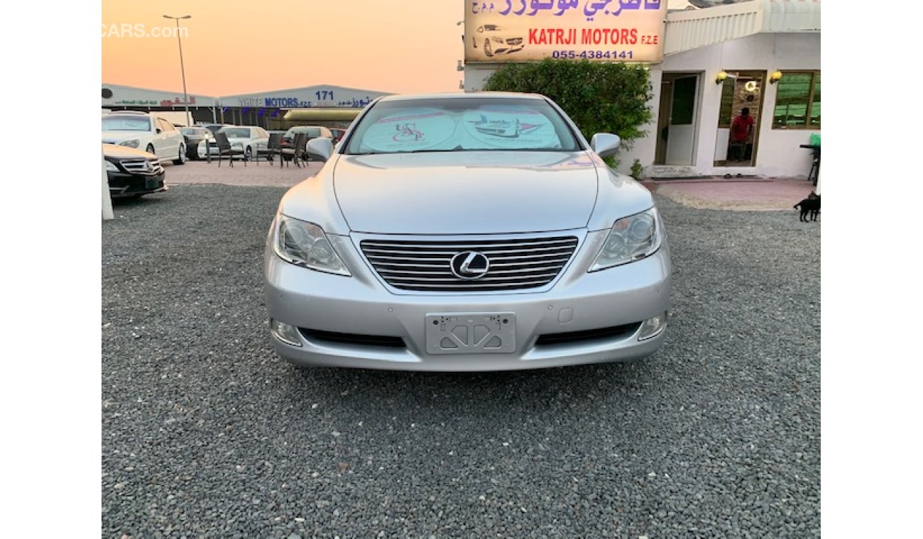 Lexus LS460 IMPORT JAPAN V.C.C