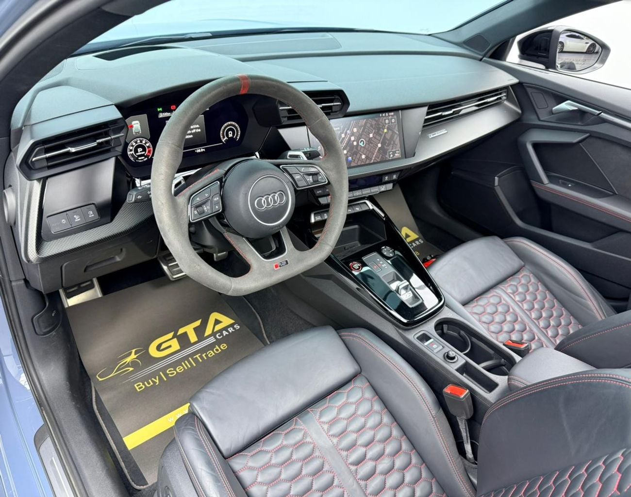 أودي RS3 TFSI quattro 2.5L Sportback