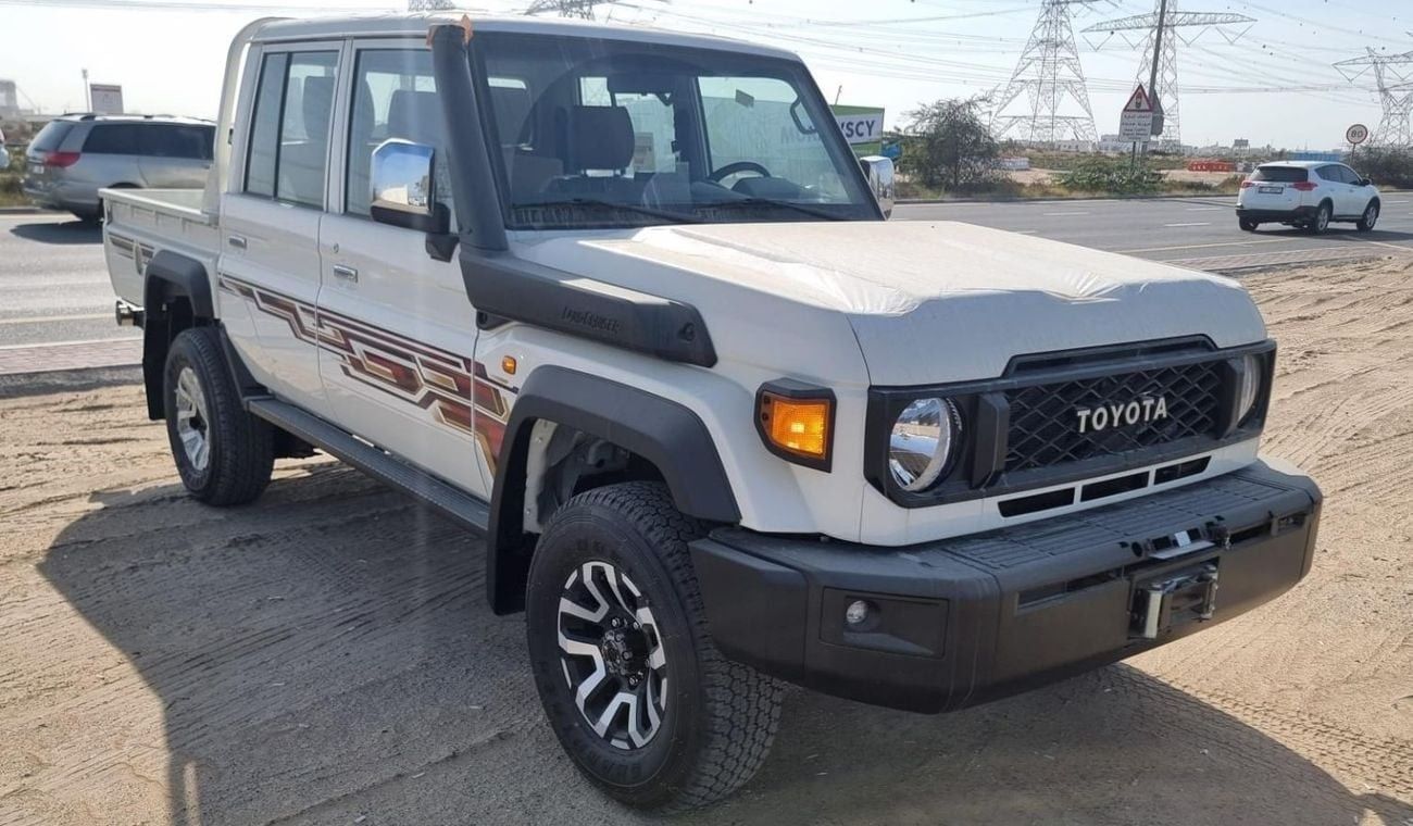 تويوتا لاند كروزر بيك آب TOYOTA LC 79 2.8 DOUBLE CABIN DIESEL FULL OPTION