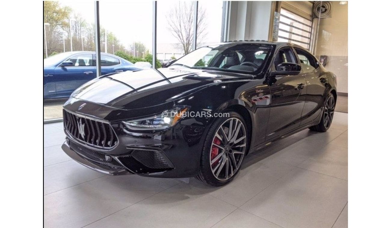Maserati Ghibli Maserati Ghibli 3.8 L Turbo Trofeo