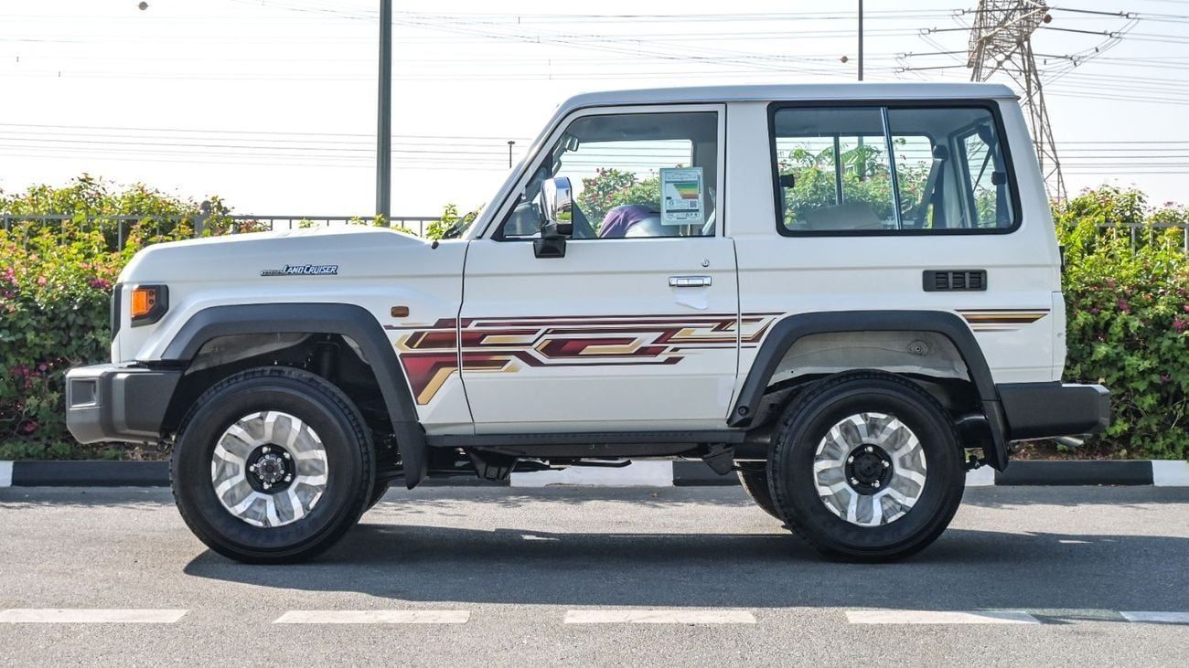Toyota Land Cruiser 70 LC71 Full ECTAGR014 - 2026Toyota LC71 SWB - 4.0L Petrol Auto - White - Full Options with Winch