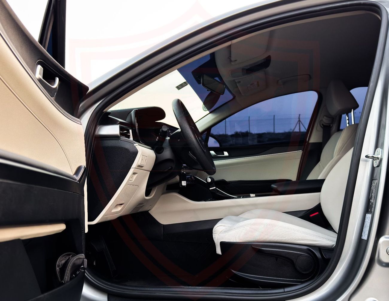 كيا K5 كيا K5 | 2.5 لتر | 2023 | خليجي | خالية من الحوادث | بحالة ممتازة | 11:28 شهرياً