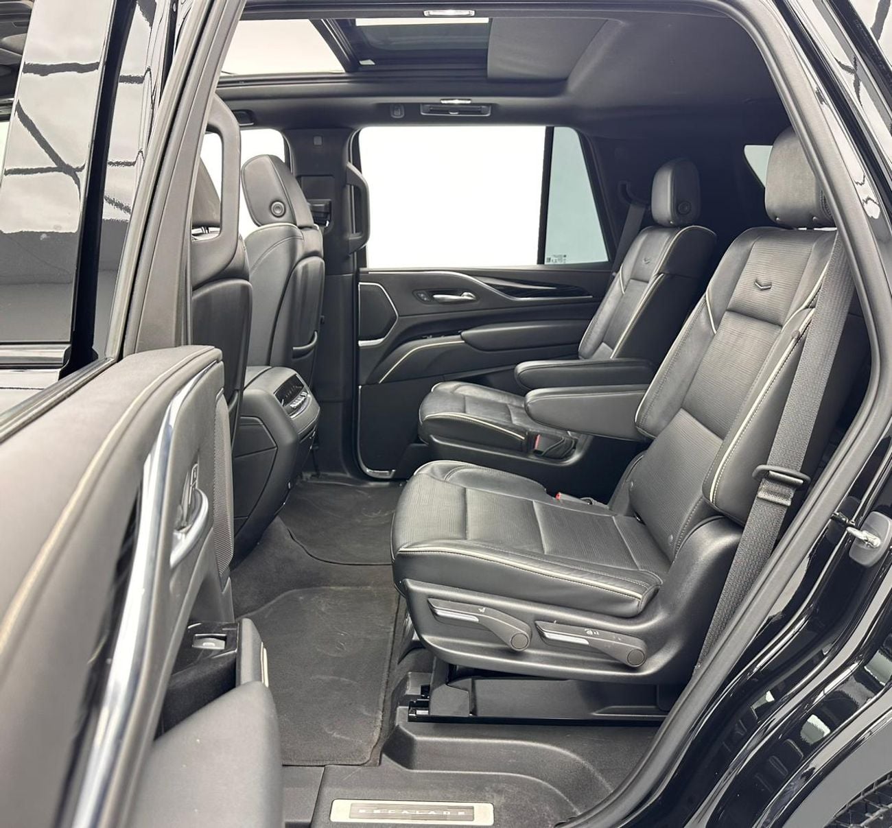 Cadillac Escalade 2023 Cadillac Escalade Sport, 02/2028 Cadillac Warranty + Service Contract, Cadillac FSH, GCC