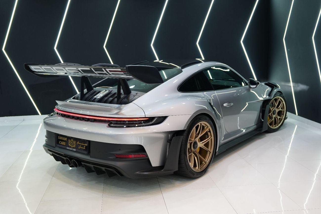 Porsche 911 GT3 RS 4.0L (520 HP) Coupe Weissach Pack, Full Carbon, Ceramic Brakes, Dealer Warranty Till 23/02/20