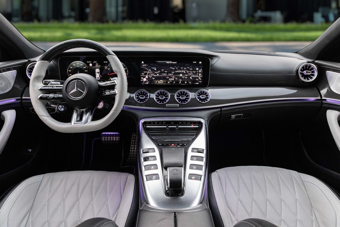 مرسيدس بنز ايه ام جي جي تي 43 AMG GT 43 | 5,484 P.M | 0% Downpayment | Agency Warranty | Full Gargash Service History