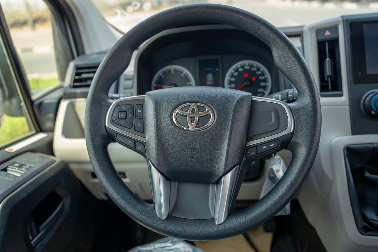 Toyota Hiace *Toyota Hiace 2026 2.8L Diesel 13 Seats Manual