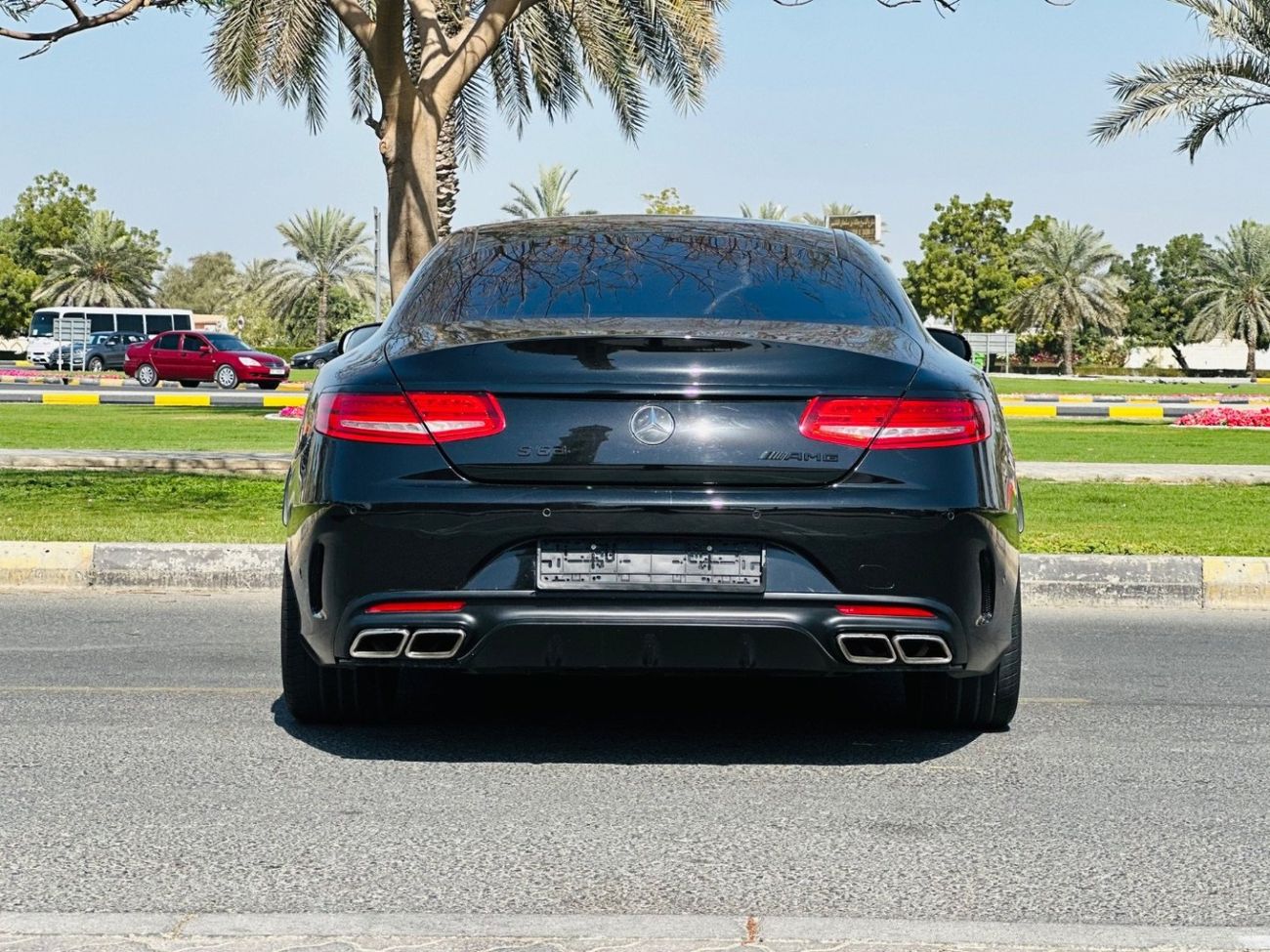 Mercedes-Benz S 63 AMG Std 5.5L