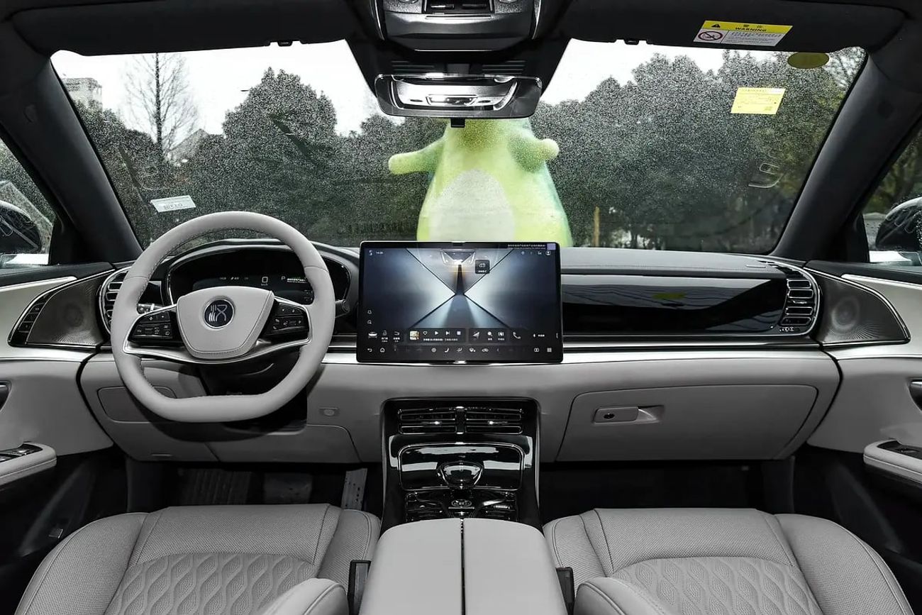 بي واي دي هان Flagship | EV Range 701 KM