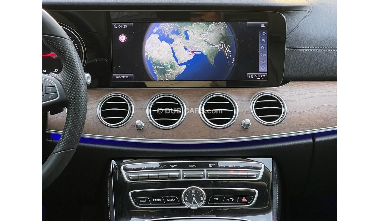 Mercedes-Benz E200 MERCEDES BENZ E220d 2018 FULL OPTIONS IN LOW MILEAGE WITH DEALER WARRANTY
