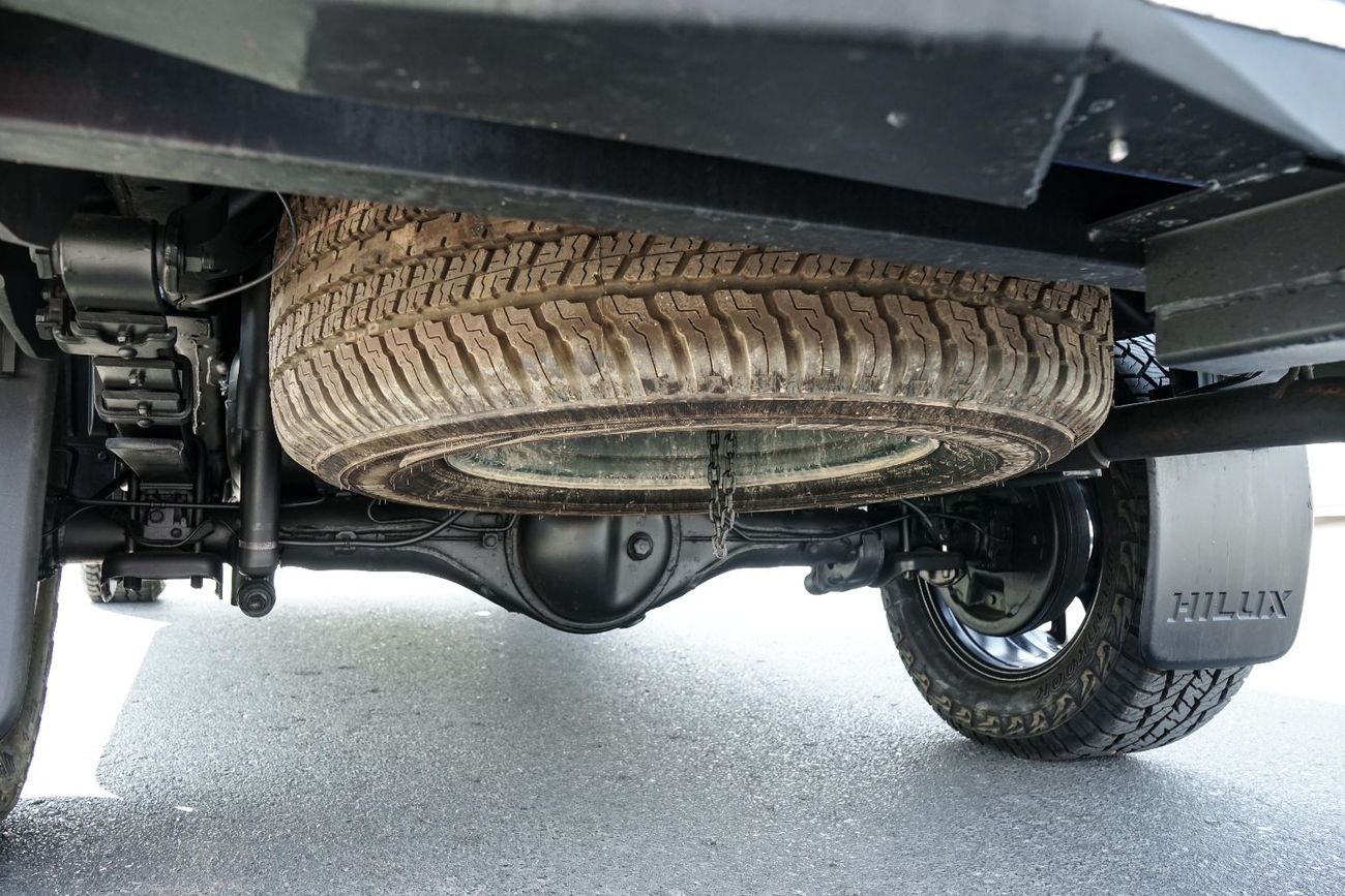 Toyota Hilux S GLX 2.8L 4WD A/T