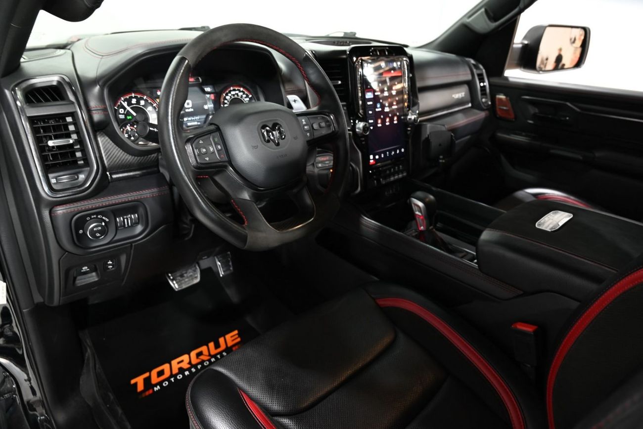رام 1500 TRX 6.2L (5 Seater)