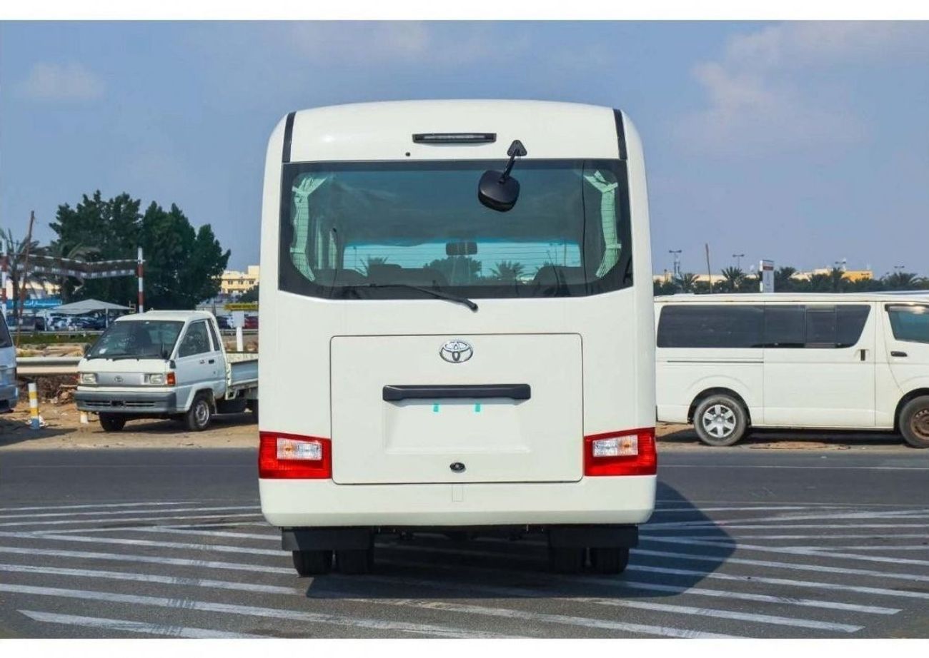 Toyota Coaster Toyota coaster dsl Mt 30 seater 4.2 model 2022