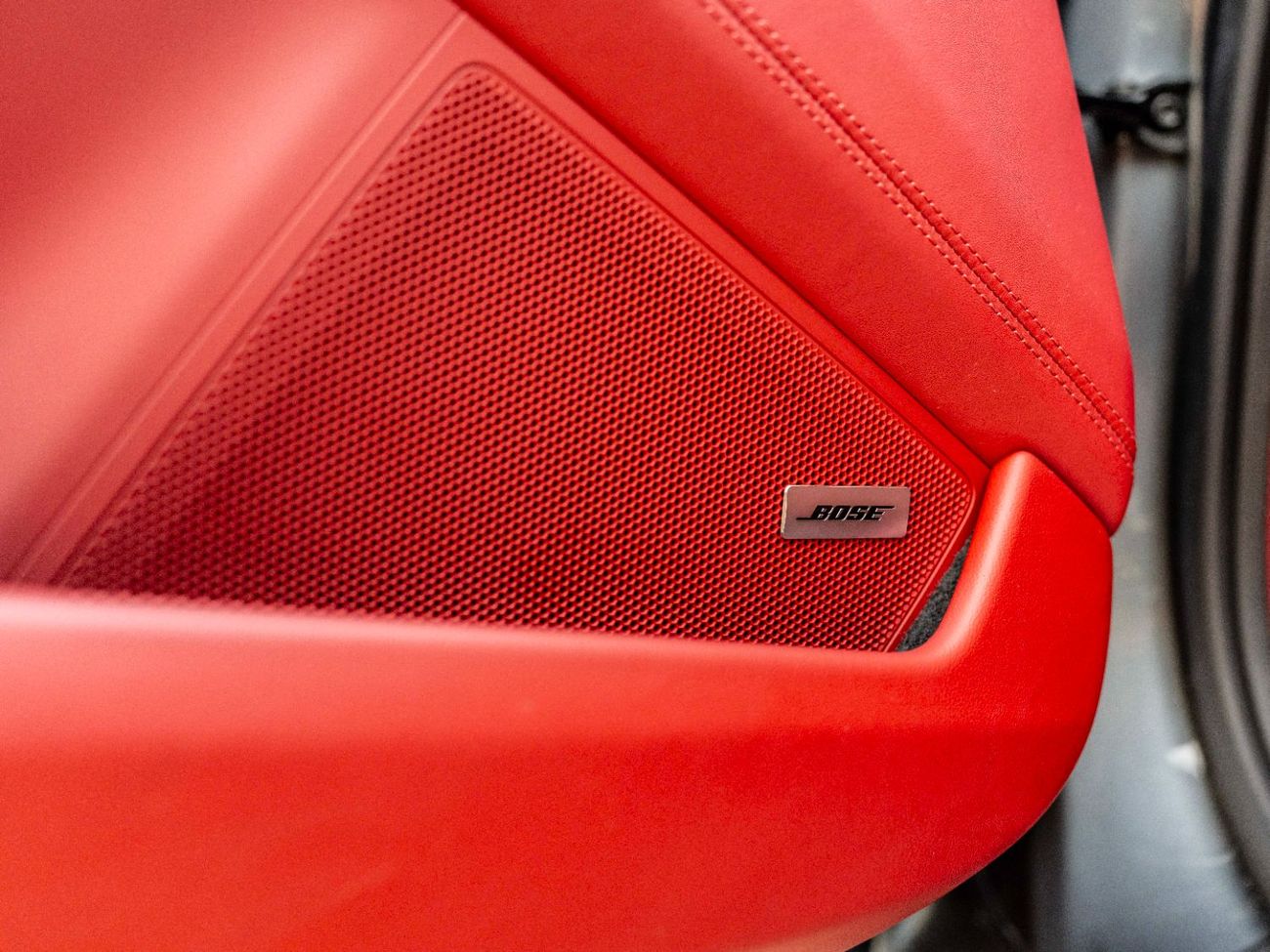 Porsche 911 Carrera 3.0L (444 HP) Coupe