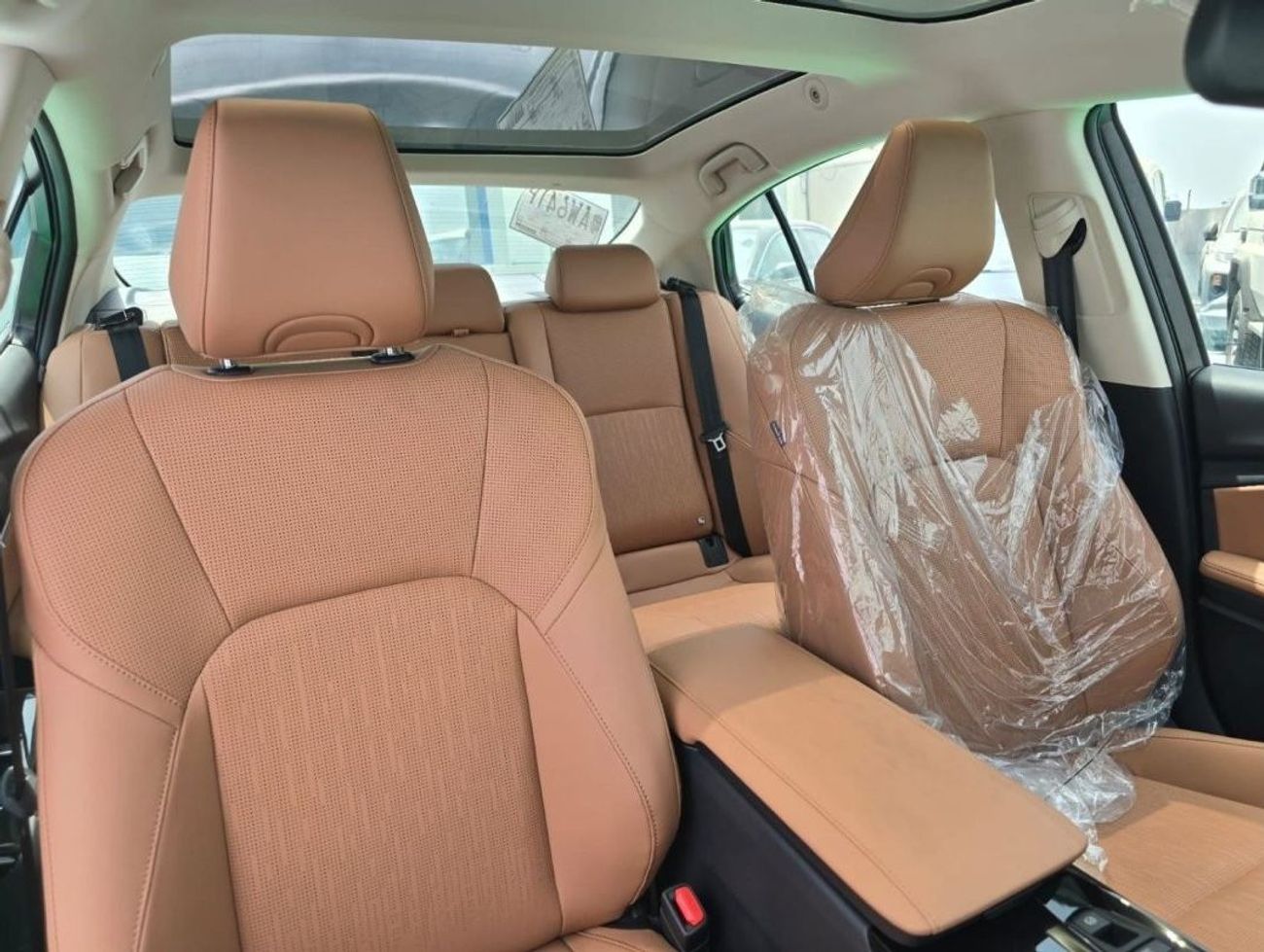 Toyota Camry 2.0L HYBRID 2024