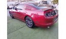 Ford Mustang Ford Mustang model 2014 coupe, red color with black interior, in excellent condition, you do not nee