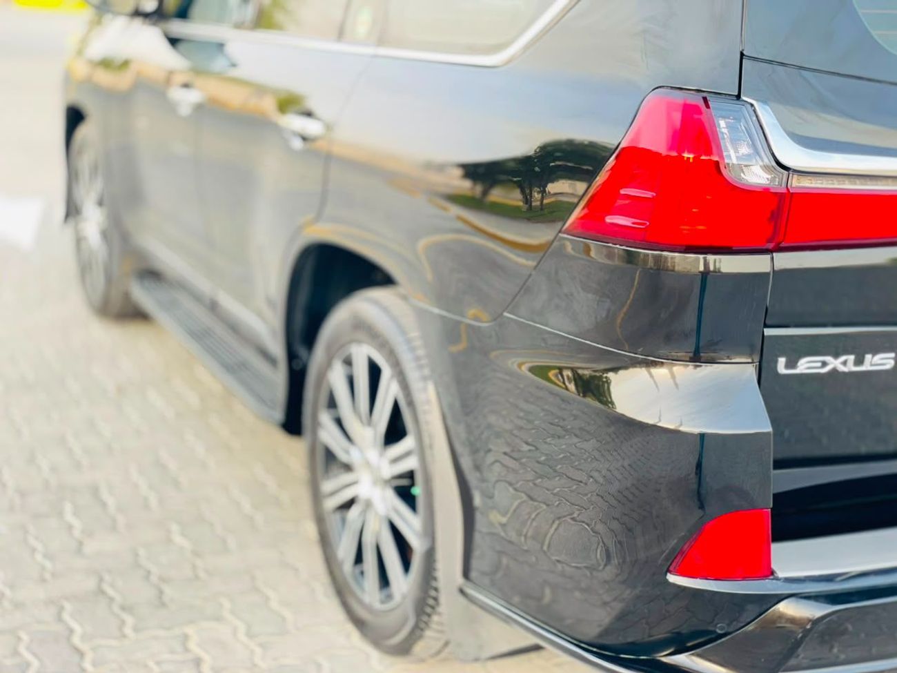 Lexus LX570 SPORT