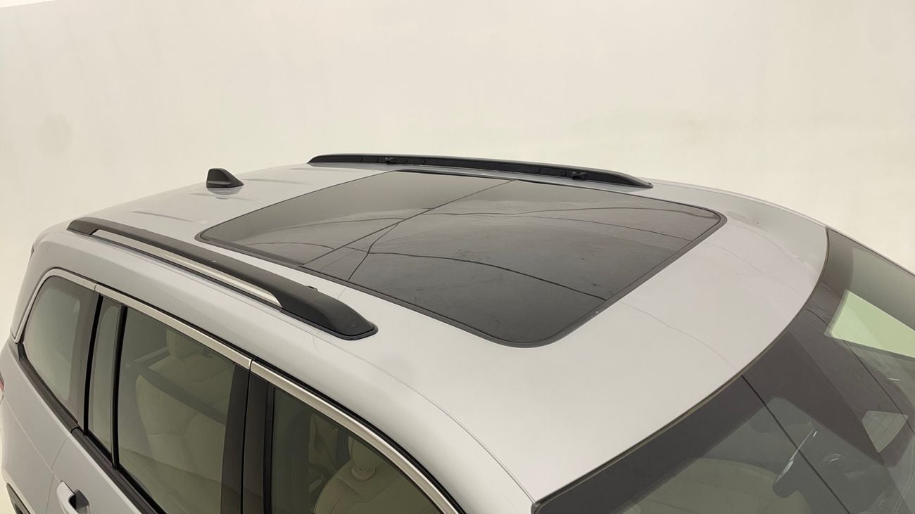 جيب جراند شيروكي LIMITED + 3.6 | بدون دفعة مقدمة | اختبار القيادة في المنزل