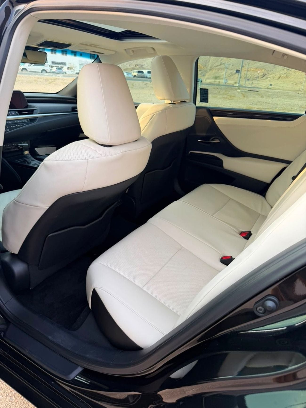 لكزس ES 350 PLATINUM