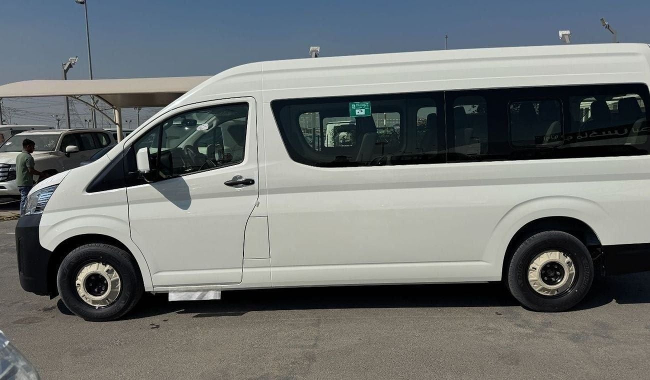 Toyota Hiace TOYOTA HIACE 13 SEATER 2.5L MT 2026