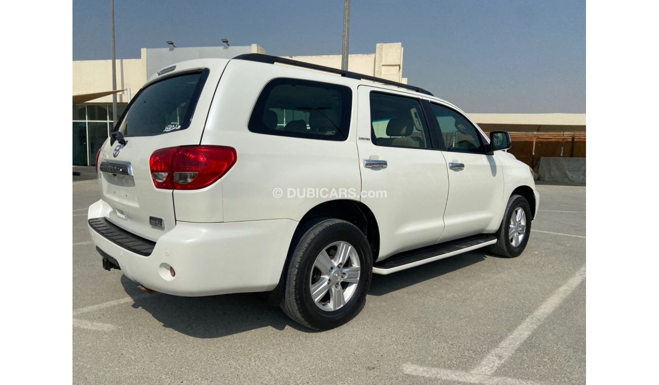 Toyota Sequoia Toyota sequoia 2013 limited g cc full automatic accident free very very good condition clean car