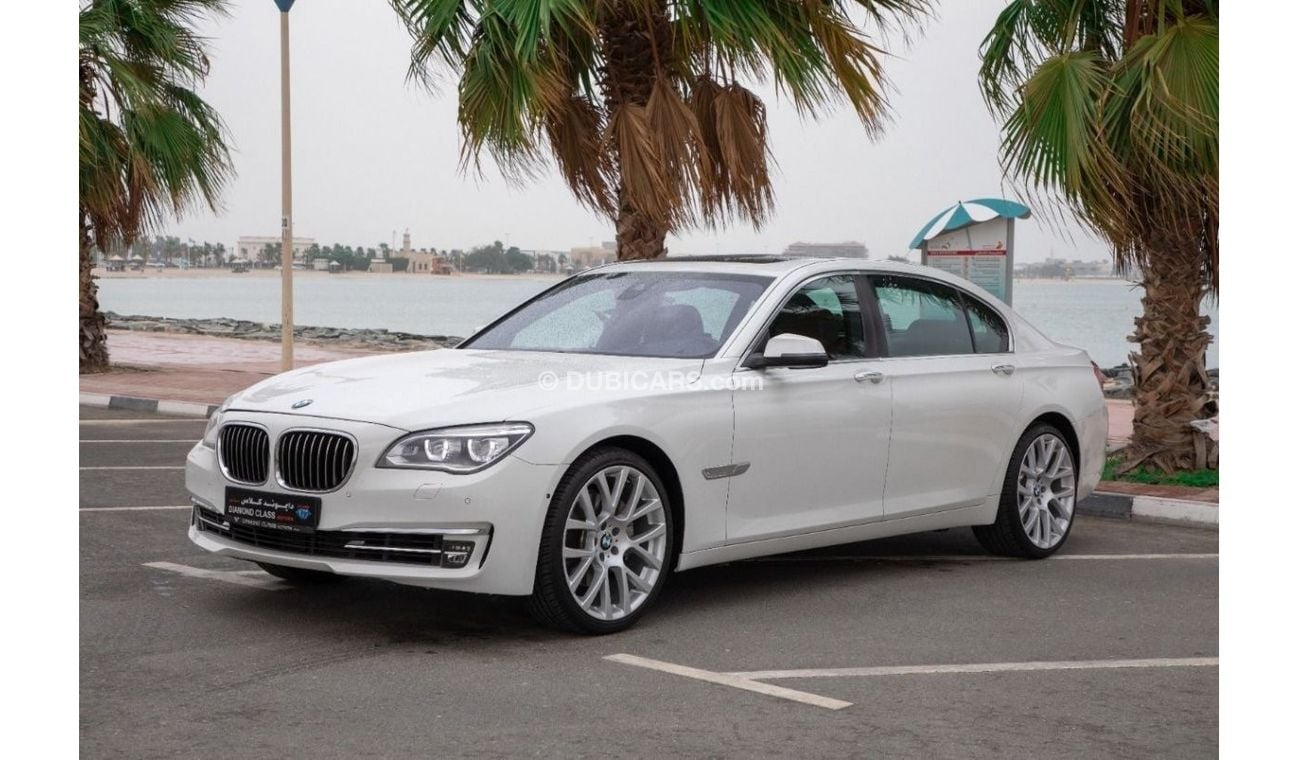 بي أم دبليو 740Li بي أم دبليو 740 Li خليجي 6 سلندر كامل المواصفات