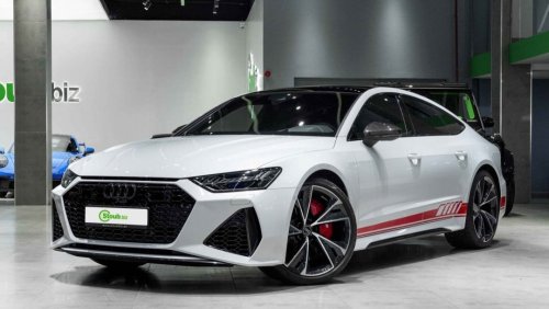 Audi RS7 quattro 3 YEARS CONTRACT SERVICE - DEALERS WARRANTY - GCC RS7 - CARBON EDITION - LIKE NEW