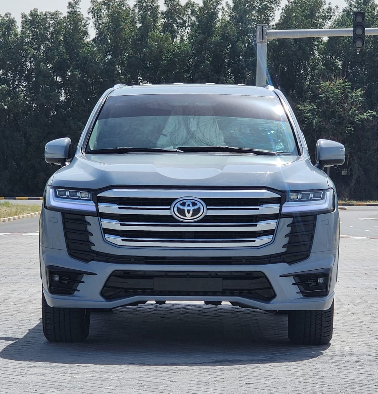 Toyota Land Cruiser VX.R V8 upgrade 2024