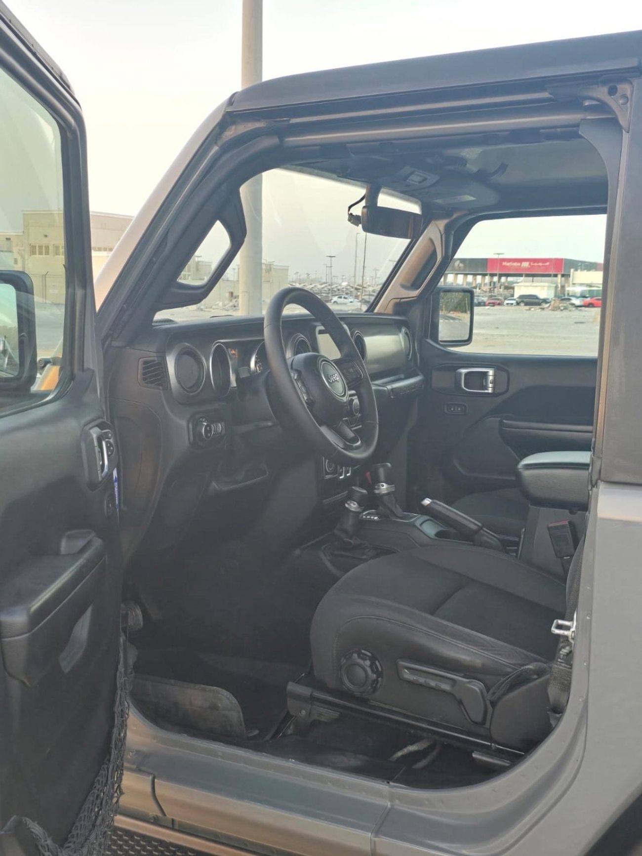 Jeep Wrangler Sport 3.6L A/T (5 Seater) MODEL 2021 GCC CAR PERFECT CONDITION INSIDE AND OUTSIDE FULL OPTION