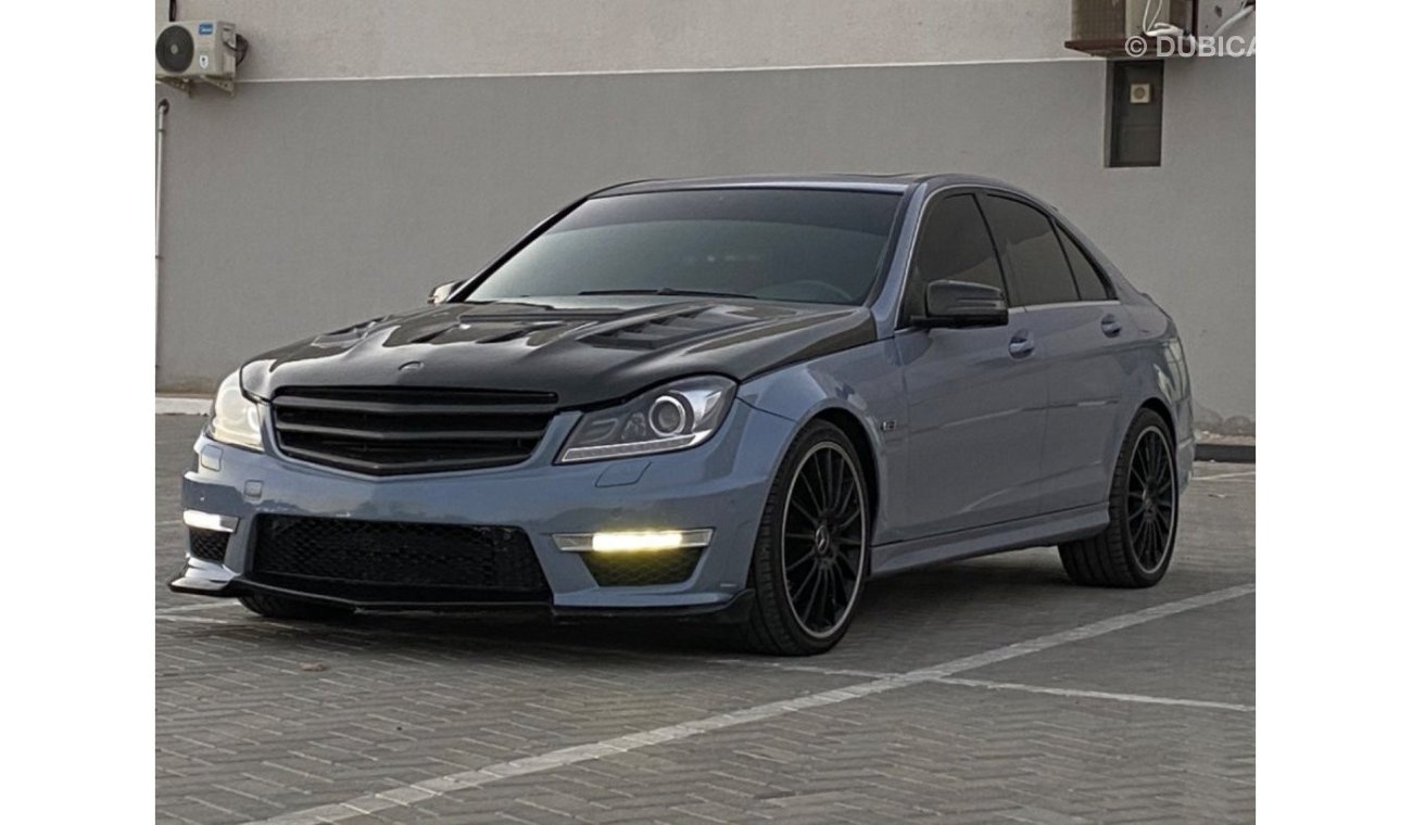 Mercedes-Benz C 63 AMG