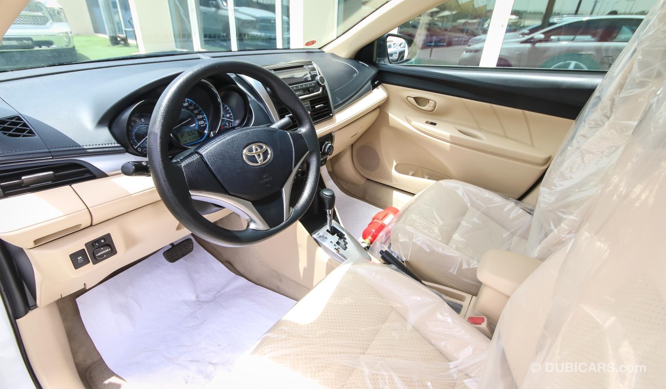Toyota Yaris SE 1.5 AGENCY WARRANTY FULL SERVICE HISTORY