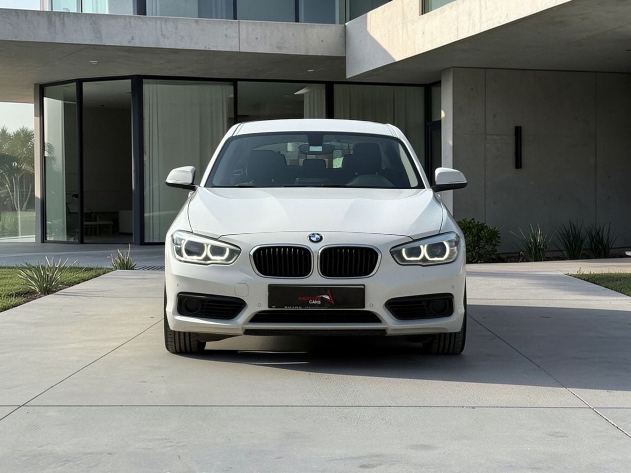 BMW 120i AED 930 P.M | 0% DOWN PAYMENT | BMW 120I | 2.0T I4 | 2019 | GCC SPECS