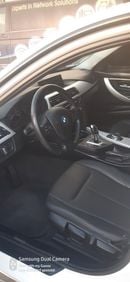 BMW 320i Exclusive 2.0L
