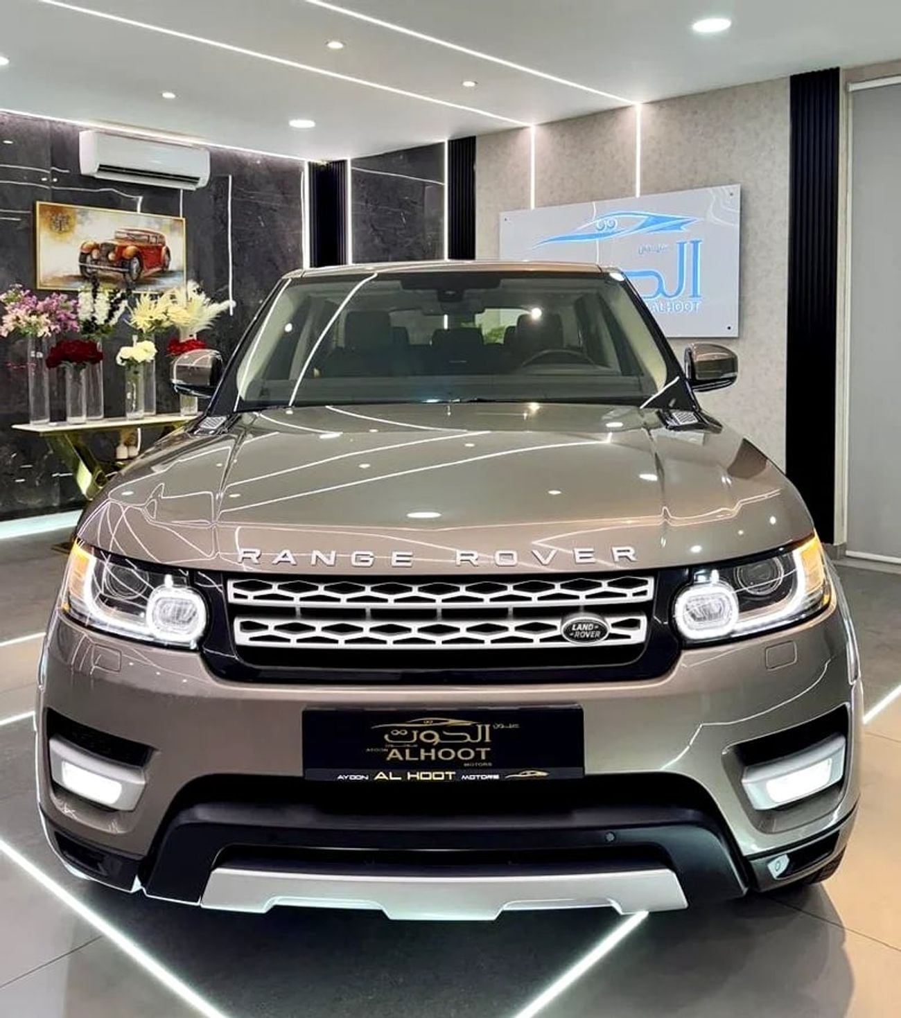 Land Rover Range Rover Sport SUPERCHARGED || GCC II FULLY LOADED || FOOTSTEPS || GIVEN WARRANTY